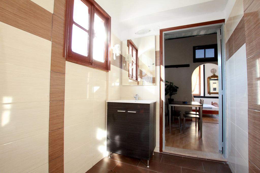 Traditional Apartments Alexandra Meyísti 部屋 写真